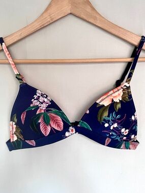 Triangl Floral Bikini Top Small Neon Coral Lined Triangle Swim Top S